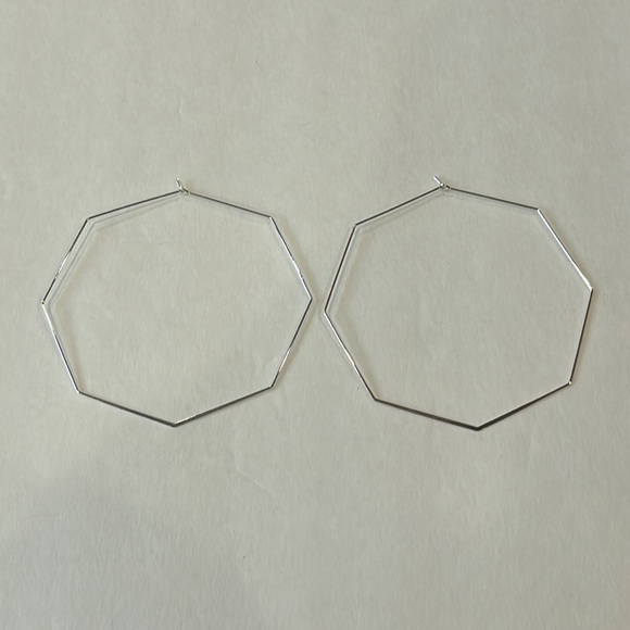 FOREVER 21 Large Thin Silver Octagon Dangly Dangle Hoop Earrings - Picture 3 of 7